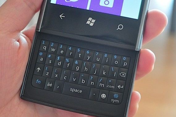 Dell Venue Pro qwerty клавиатура 
