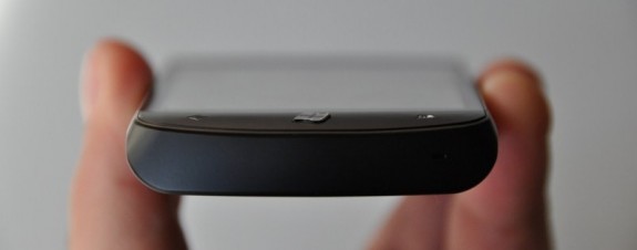 LG Optimus 7 обзор