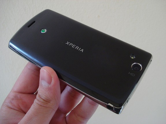 Xperia Arc в России, дата выхода уже известна