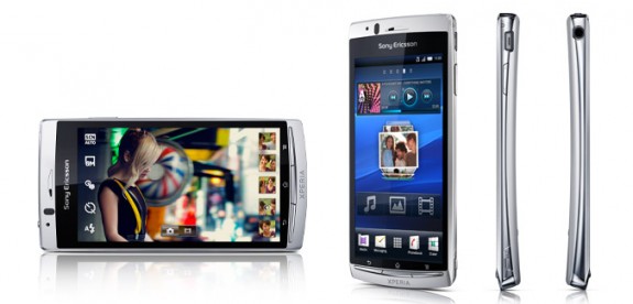 Разные цветовые решения Sony Ericsson