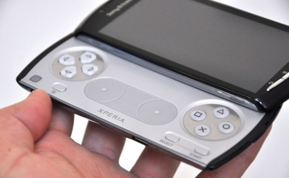 Полный обзор Sony Ericsson Xperia Play с отзывами и комментариями