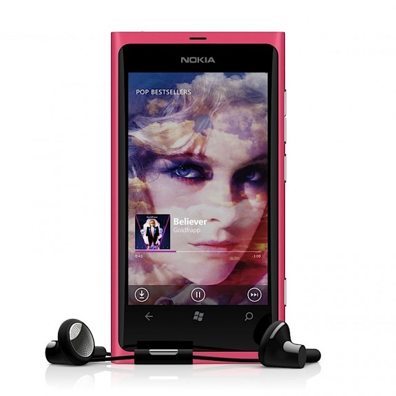 слушаем музыку на nokia lumia 800